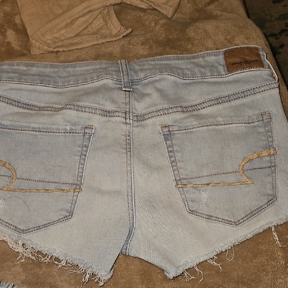 American Eagle Outfitters Blue Distressed Jean Shorts - Picture 6 of 6